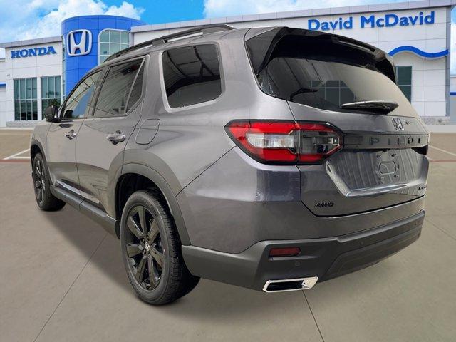 new 2025 Honda Pilot car, priced at $51,699
