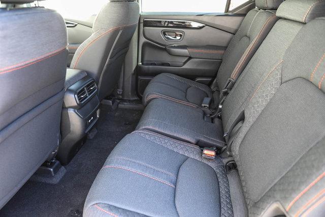 new 2025 Honda Pilot car, priced at $40,850