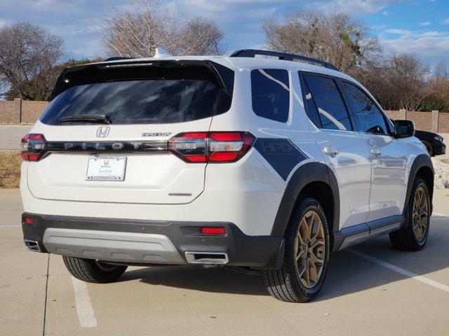 used 2024 Honda Pilot car, priced at $42,853