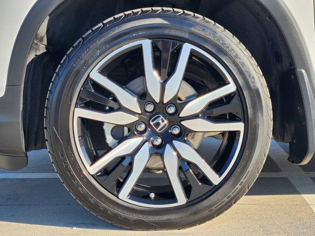 used 2021 Honda Pilot car, priced at $27,306