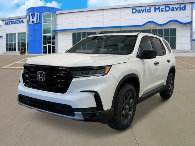 new 2025 Honda Pilot car, priced at $48,314
