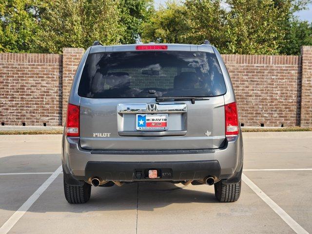 used 2009 Honda Pilot car, priced at $7,100