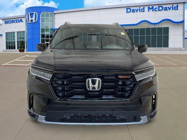 new 2025 Honda Pilot car, priced at $48,795