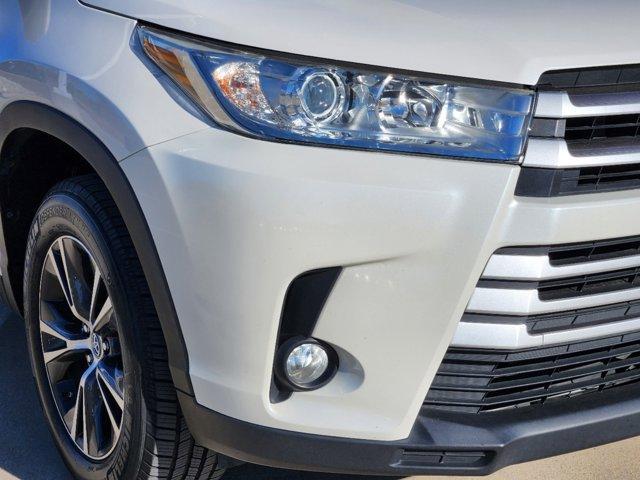 used 2019 Toyota Highlander car, priced at $23,796