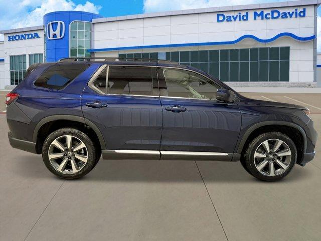 new 2025 Honda Pilot car, priced at $54,475