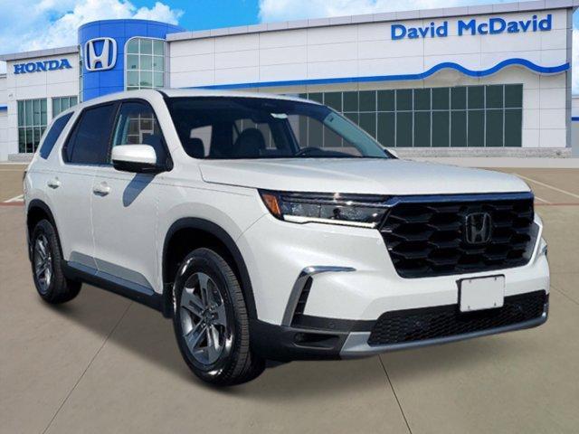 new 2025 Honda Pilot car, priced at $45,405