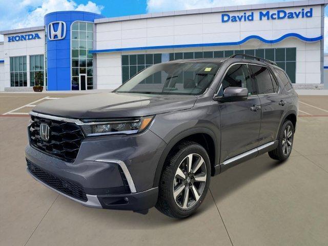 new 2025 Honda Pilot car, priced at $50,995