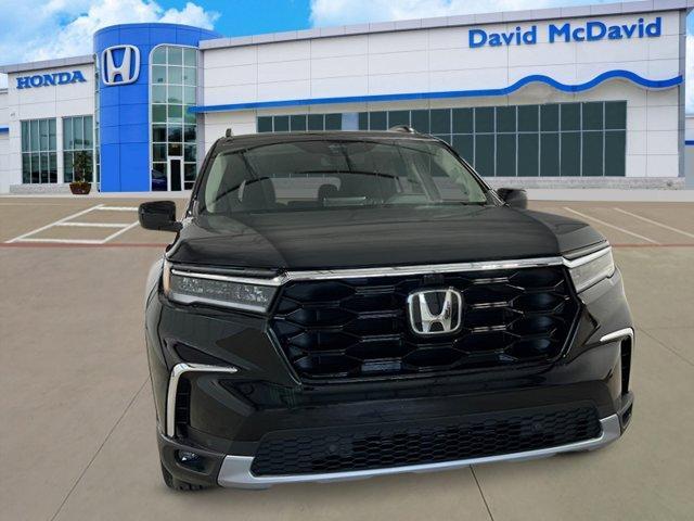 new 2025 Honda Pilot car, priced at $55,373