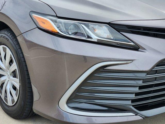 used 2022 Toyota Camry Hybrid car, priced at $22,821