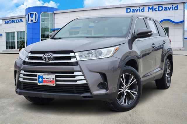 used 2019 Toyota Highlander car, priced at $21,315