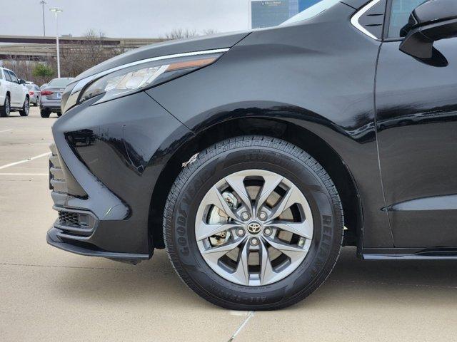 used 2022 Toyota Sienna car, priced at $35,988