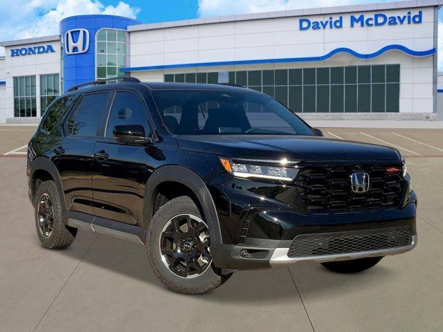 new 2025 Honda Pilot car, priced at $51,723