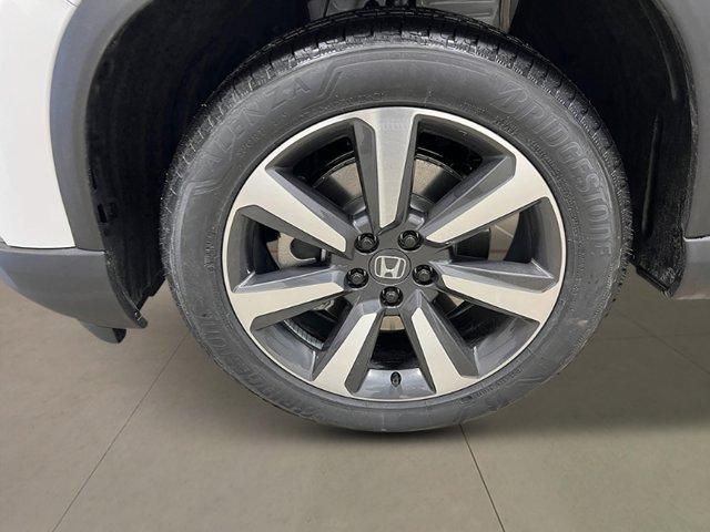 new 2025 Honda Pilot car, priced at $50,749