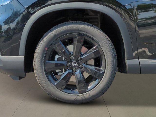 new 2025 Honda Pilot car, priced at $51,699