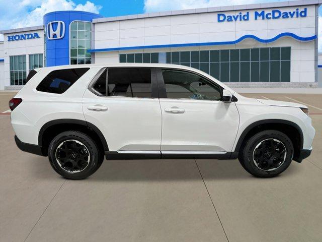 new 2025 Honda Pilot car, priced at $46,213