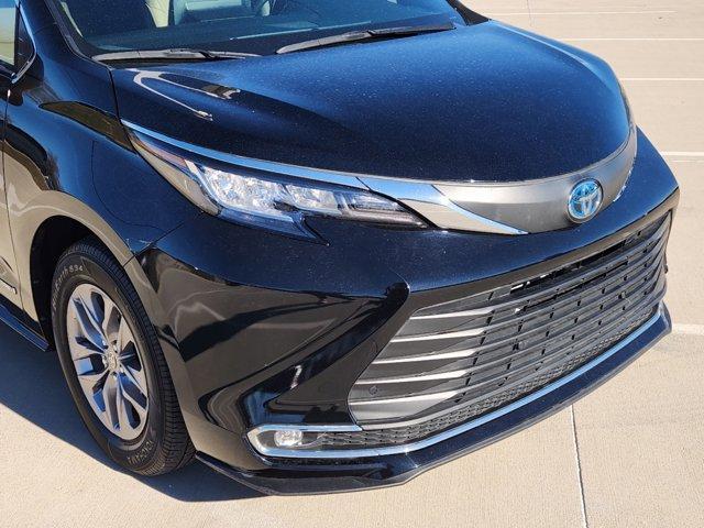 used 2021 Toyota Sienna car, priced at $35,788