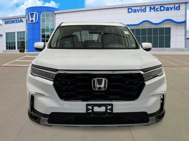 new 2025 Honda Pilot car, priced at $51,150