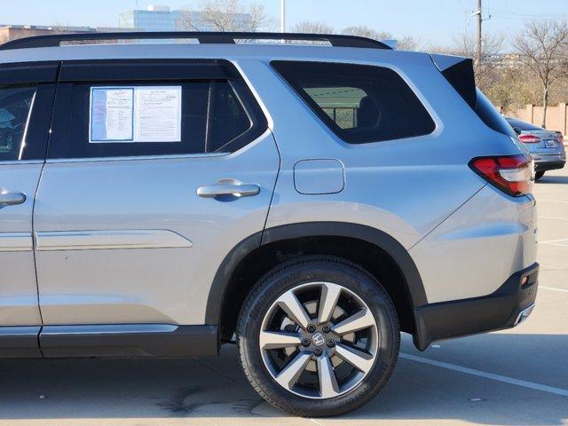 used 2023 Honda Pilot car, priced at $42,590