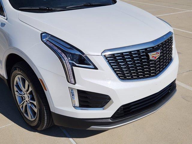 used 2023 Cadillac XT5 car, priced at $30,803