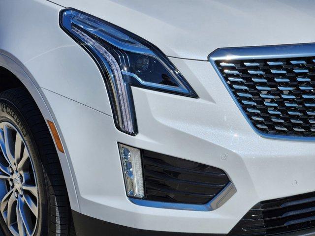 used 2023 Cadillac XT5 car, priced at $30,803