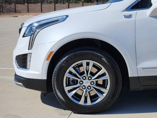 used 2023 Cadillac XT5 car, priced at $30,803