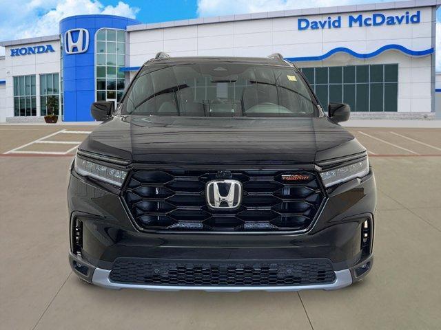 new 2025 Honda Pilot car, priced at $50,795