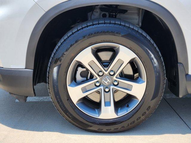 used 2025 Honda Pilot car, priced at $43,900