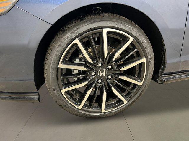 new 2025 Honda Accord Hybrid car, priced at $40,450