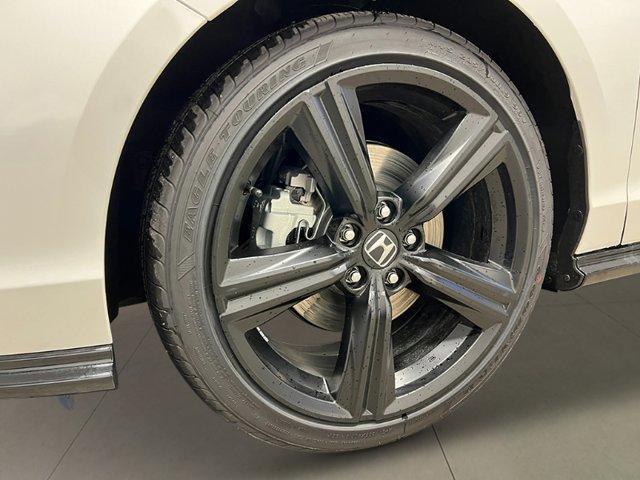 new 2025 Honda Accord Hybrid car, priced at $36,980