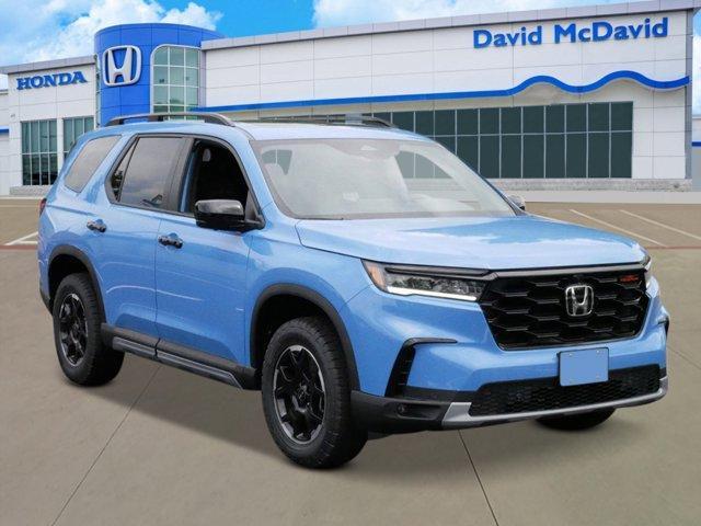 new 2025 Honda Pilot car, priced at $51,735