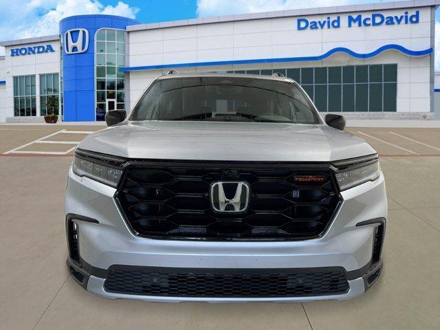 new 2025 Honda Pilot car, priced at $46,995