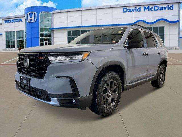 new 2025 Honda Pilot car, priced at $48,359