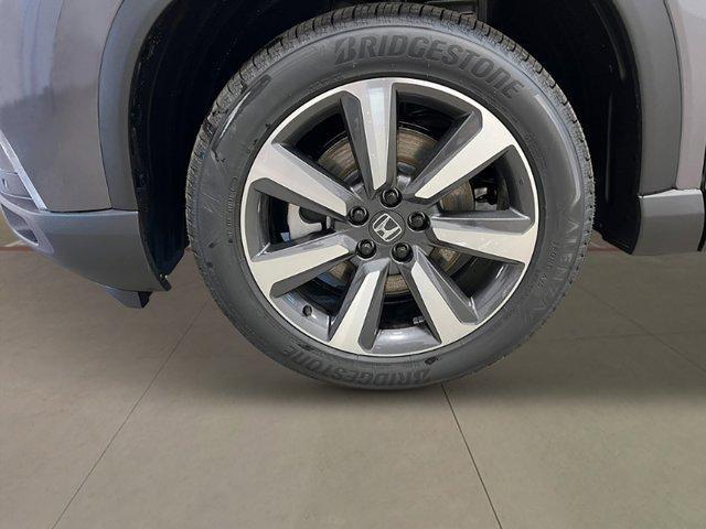 new 2025 Honda Pilot car, priced at $51,050