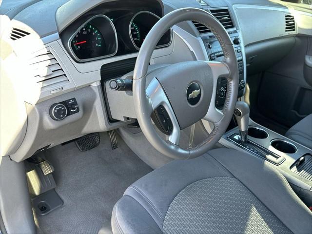 used 2010 Chevrolet Traverse car, priced at $6,400