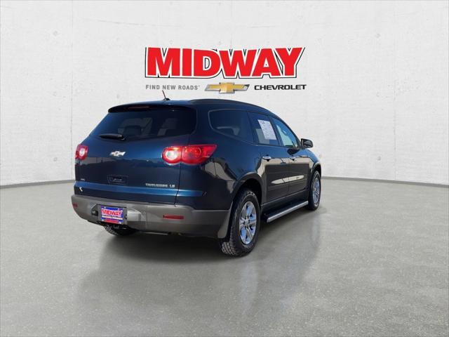 used 2010 Chevrolet Traverse car, priced at $6,400