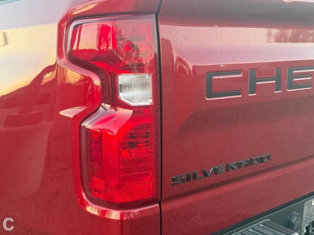used 2021 Chevrolet Silverado 1500 car, priced at $27,988