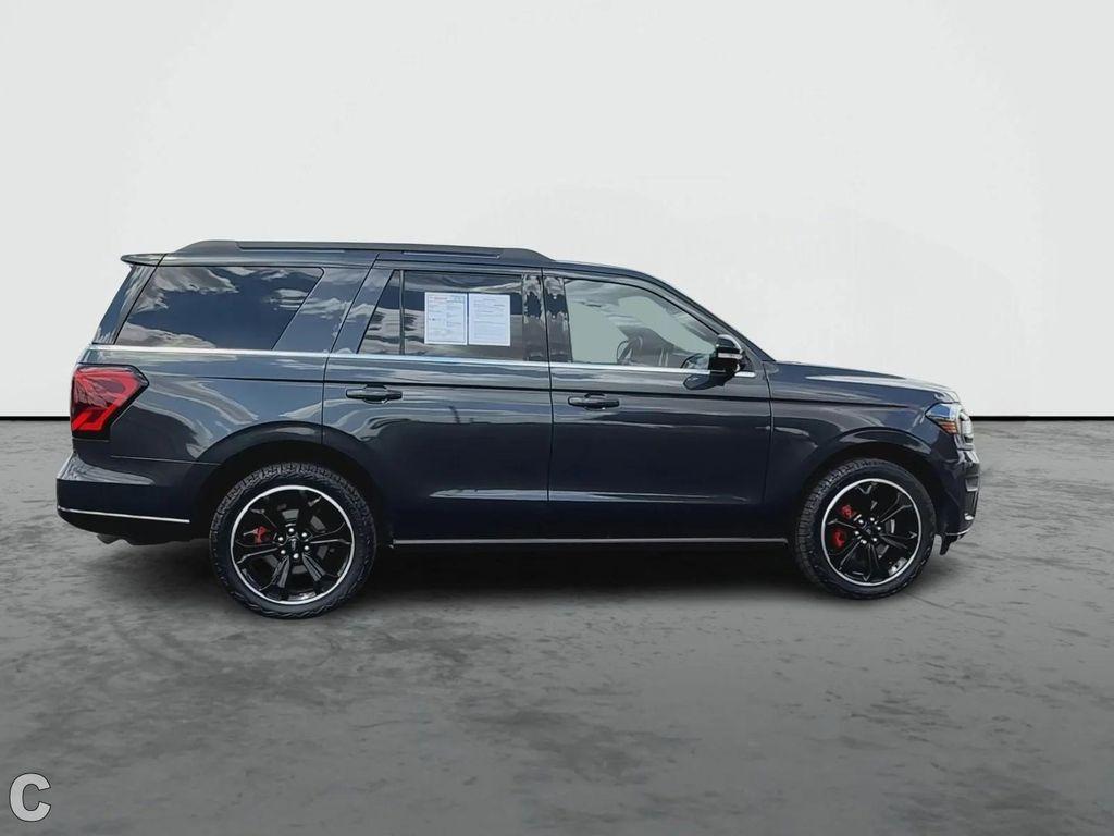 used 2022 Ford Expedition car, priced at $40,988