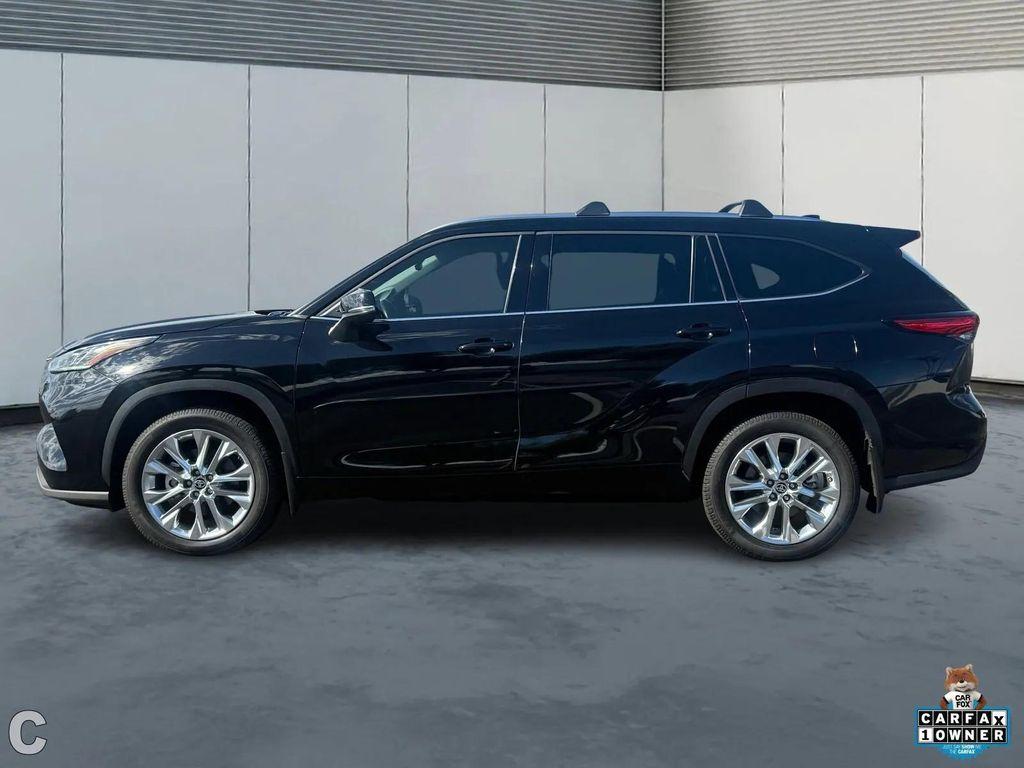 used 2023 Toyota Highlander car, priced at $28,388