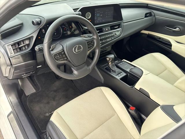 used 2022 Lexus ES 300h car, priced at $34,000