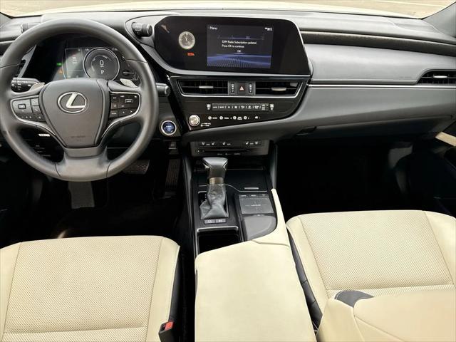 used 2022 Lexus ES 300h car, priced at $34,000