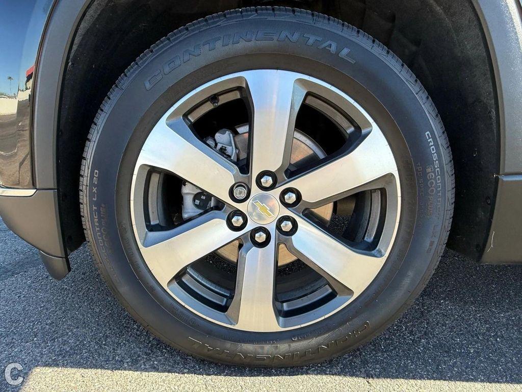 used 2021 Chevrolet Traverse car, priced at $22,000