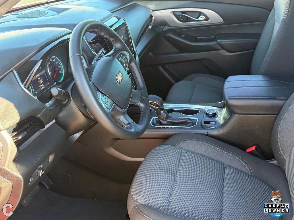 used 2023 Chevrolet Traverse car, priced at $24,988