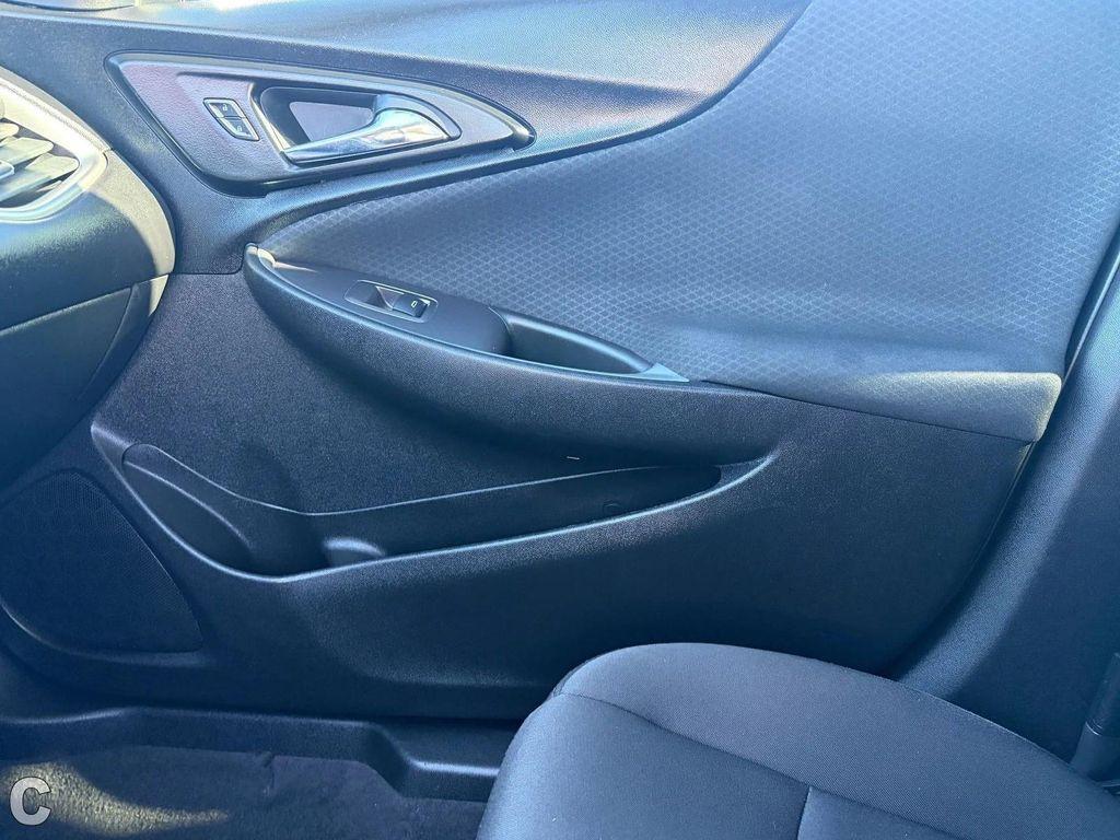 used 2018 Chevrolet Malibu car, priced at $10,988