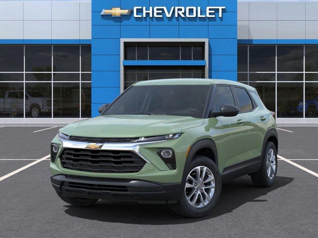 new 2025 Chevrolet TrailBlazer car, priced at $22,880