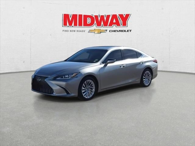 used 2020 Lexus ES 300h car, priced at $32,995