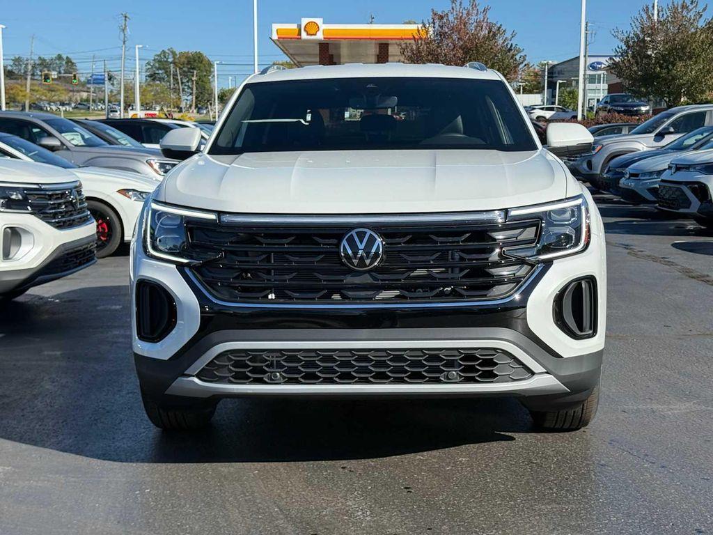 new 2026 Volkswagen Atlas Cross Sport car, priced at $42,722