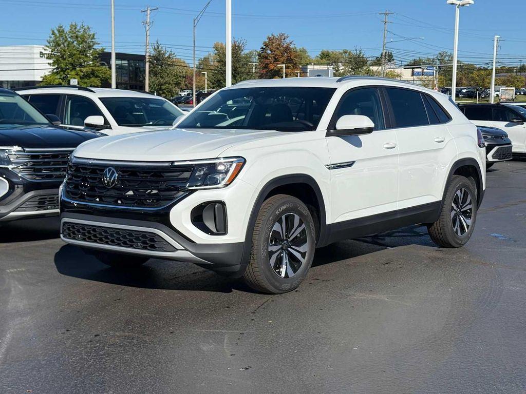 new 2026 Volkswagen Atlas Cross Sport car, priced at $42,722