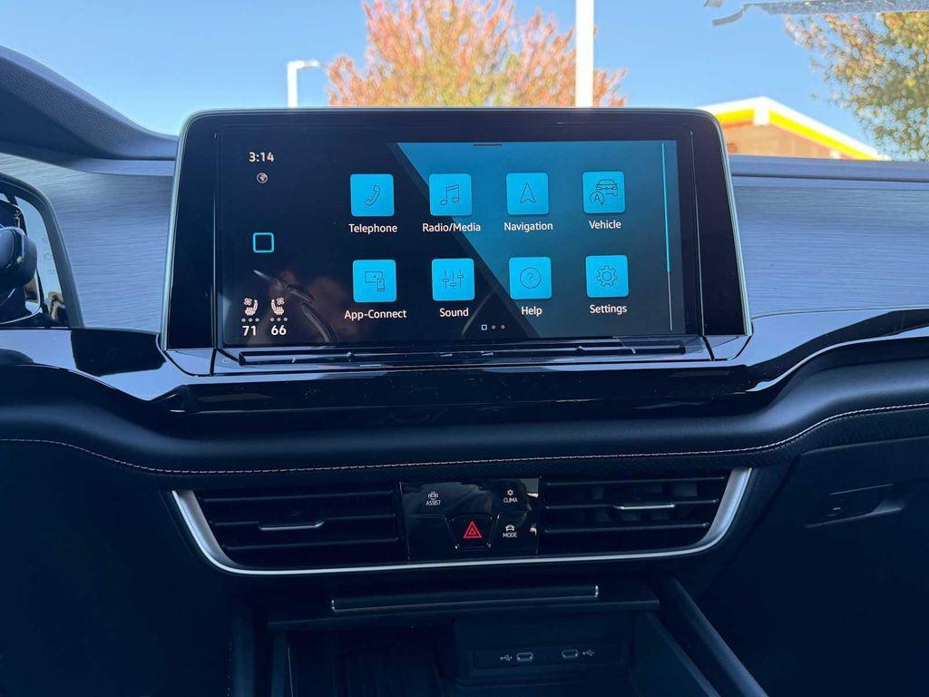 new 2026 Volkswagen Atlas Cross Sport car, priced at $42,722