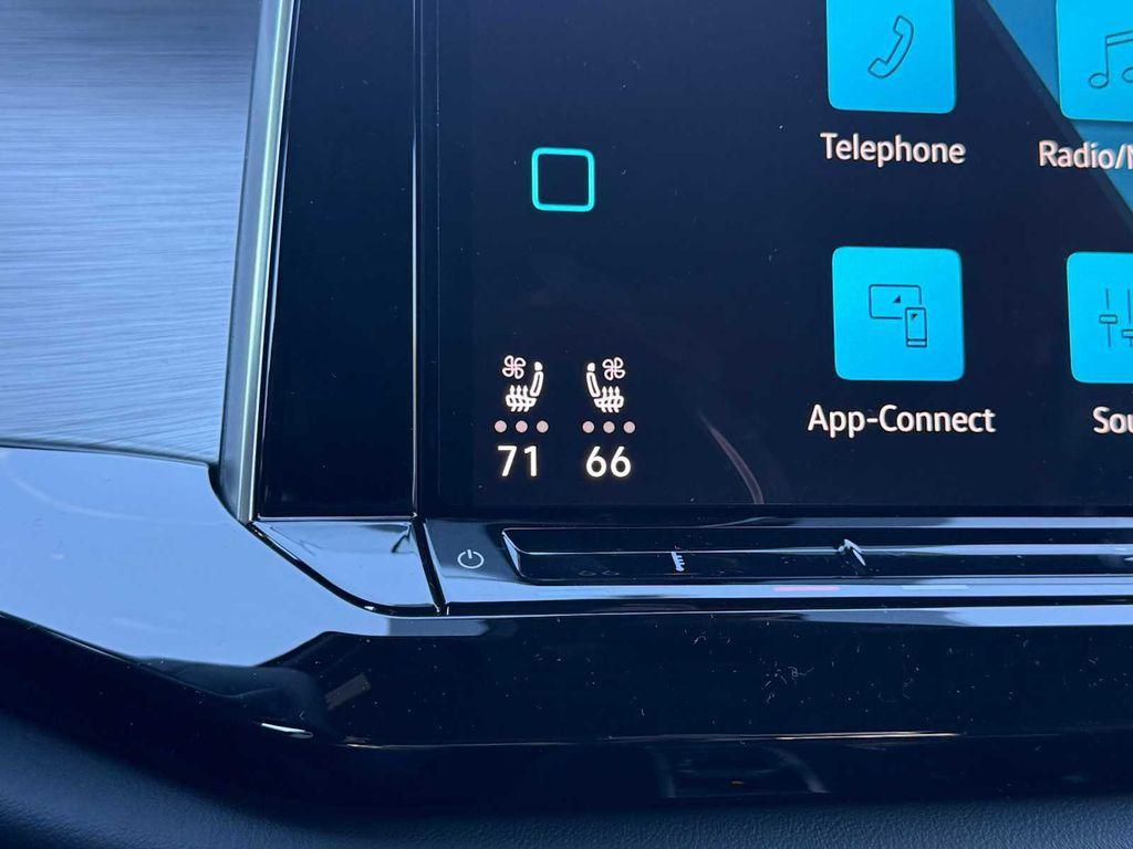 new 2026 Volkswagen Atlas Cross Sport car, priced at $42,722