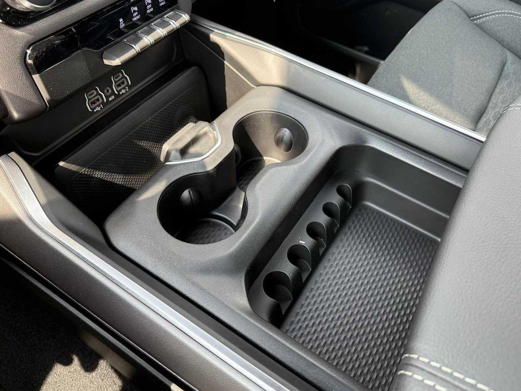 new 2025 Ram 1500 car, priced at $46,680